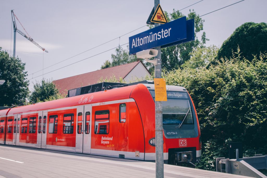 S Bahn Muenchen Entdeckerzone Altomünster Endhaltestelle