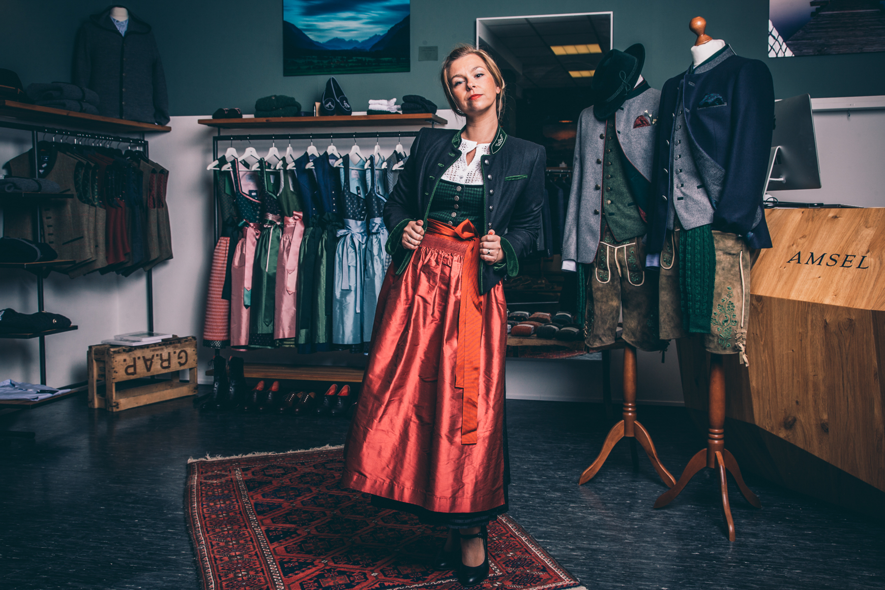 Geheimtipp Muenchen Amsel Wiesn Tracht Frauen (24 Von 27) – ©wunderland media GmbH