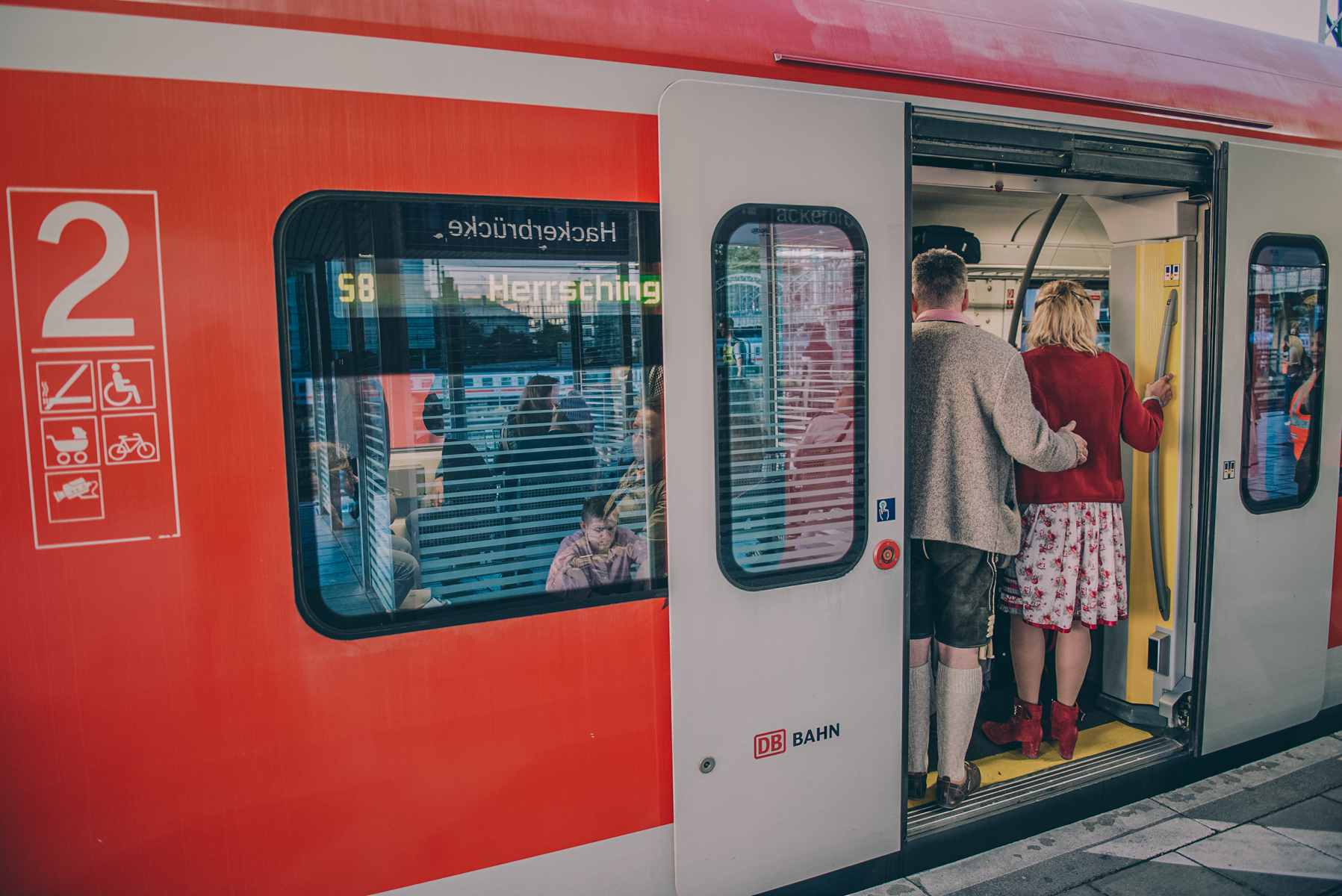 S Bahn München Lokführer Wiesn 092019 5 – ©wunderland media GmbH