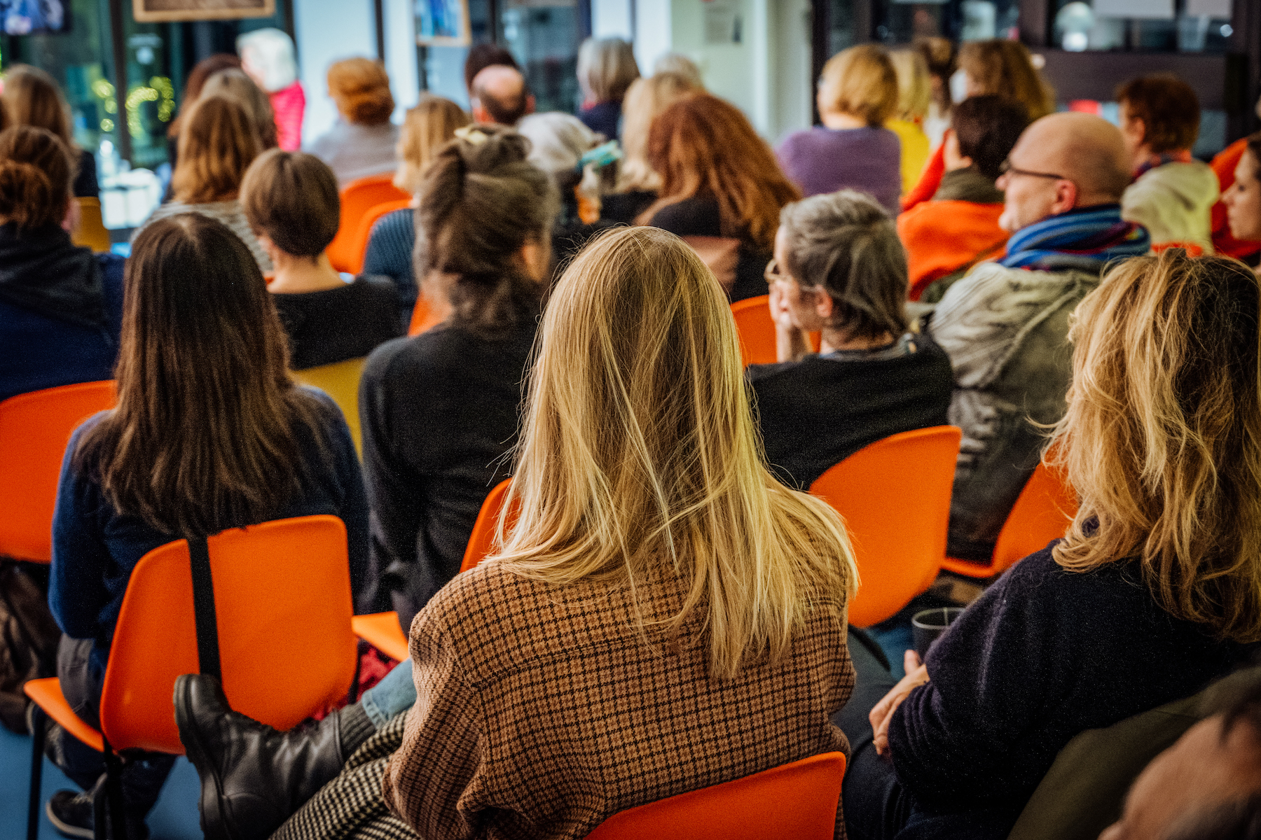 Geheimtipp Muenchen Gesellschaftsraum Diskussion Gerechtigkeit Salon