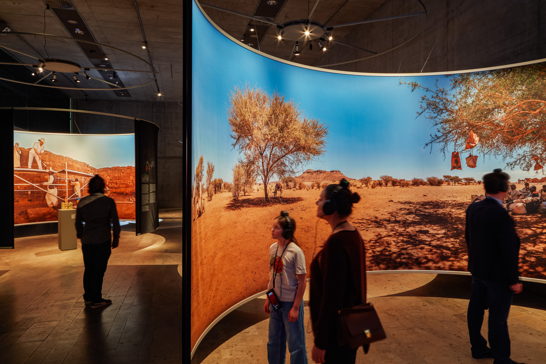 Geheimtipp Muenchen Das Geght Naga &ndash; &copy;Smaek, Roy Hessing