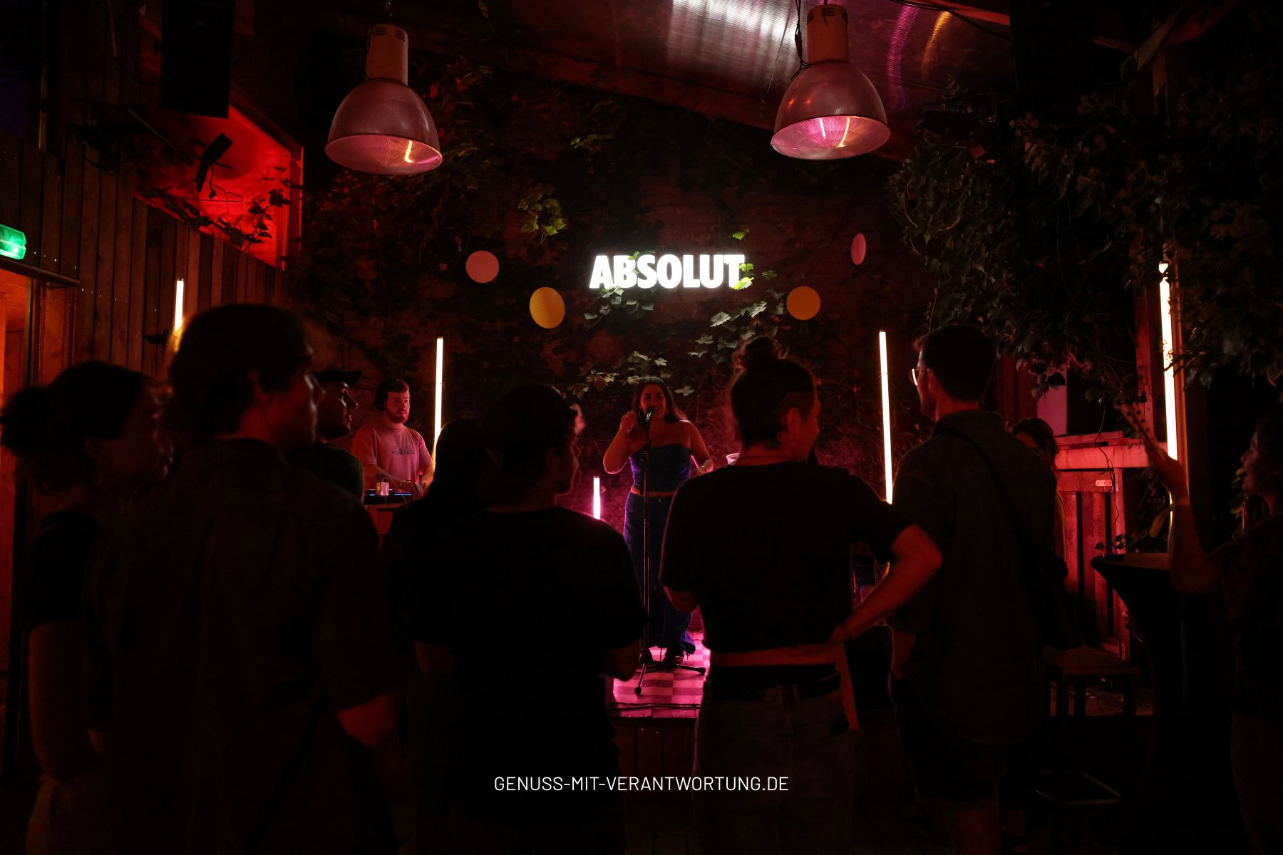 ABSOLUT BORN TO MIX Clubnacht im Neuraum Geheimtipp München