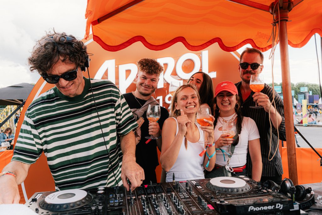 Geheimtipp Muenchen Aperol Island Of Joy Festival 1