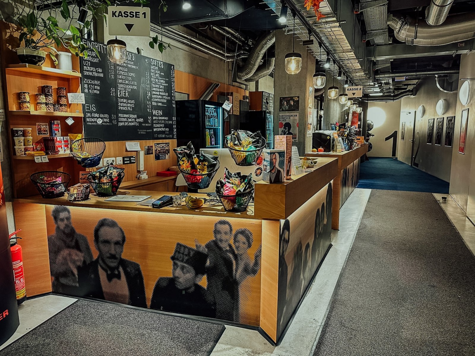 Geheimtipp Muenchen Neo Kinos Monopol Foyer